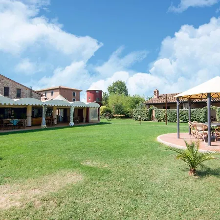 Belvilla By Oyo Large Farmhouse With Pool Ferienhaus Pucciarelli