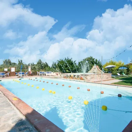 Belvilla By Oyo Large Farmhouse With Pool